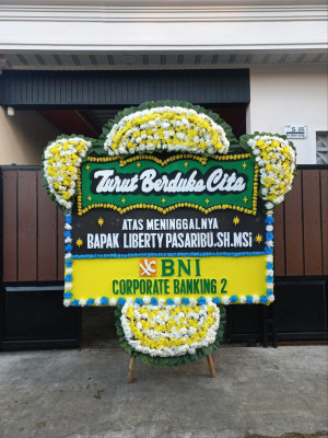 Papan Bunga Duka di Baledu