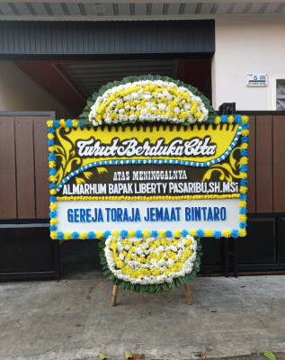 Papan Bunga Duka di Baledu